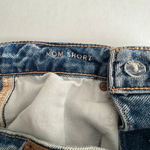 Women's American Eagle Blue Distressed Mom Jean Shorts Size 6 Photo 5