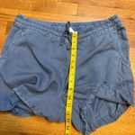 Caslon  Women’s Large Blue Moonlight Chambray Denim Pull on Shorts Pockets Boho Photo 2