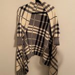 Coco + Carmen Reversible plaid cape with fringe like new Photo 1