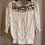 Solitaire  White Blouse with Floral Embroidery Photo 0