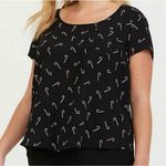 Torrid NWT Candy Cane Black Abbey Georgette Button Back Holiday Top Size 6X Photo 0