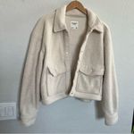 Abercrombie & Fitch  Cropped Sherpa Boucle Teddy Jacket Photo 3