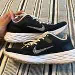Nike Revolution 6 Premium Women's Road Running Shoes Photo 1