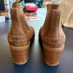 Sorel  Cate Chelsea Tan Leather Chunky Heel Boots Pull On Western Waterproof 6.5 Photo 2