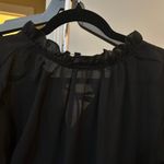 Jon & anna  Black Staple Closet‎ Blouse Photo 6