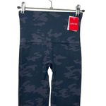 Spanx  NWT Look At Me Now Leggings Women’s Small Camo Seamless High Waist Shaping Photo 3