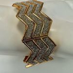 Gold tone rhinestone hinged bangle bracelet Photo 4