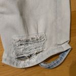 Vigoss  Stevie Crop straight Light Wash Distressed Jeans Sz 26 Photo 4