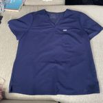 FIGS  Catarina XXL Navy‎ Blue Scrub Top VET RN CNA V Extra Extra Large Photo 0