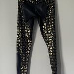 Zumba  women’s XO black and gold ankle leggings size xl Photo 3