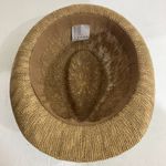 Tan woven jute fedora hat with camo hatband Photo 5