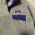 Patagonia Women’s fleece Photo 3