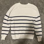 Hollister Sweater Photo 2