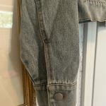 Le lis Denim Jacket Photo 4