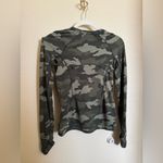 Lululemon ‎ Its Rulu Run Long Sleeve Shirt 2
Heritage 365 Camo Medium Olive Multi Photo 7