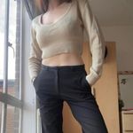 ✨NWT✨ Stone Tan / Beige V Photo 2