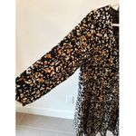 Curvy Plus 1x Black Floral V Photo 1