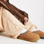 UGG NIB  Tasman Slipper Chestnut Women's Size 5 Photo 2