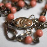 Charming Charlie  VTG Style Coral Color Beaded Gold Tone14" Flower Charm Necklace Photo 2