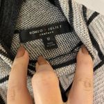 Romeo + Juliet Couture  Grey Knit Sweater Dress Mock Neck Sleeveless M RJ36405 Photo 4