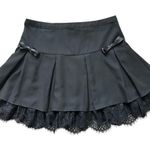 Hot Topic Mini Skirt Black Large Pleated Goth Emo Lace Lined Bows Y2K Photo 1