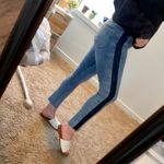 Divided Two-tone Jeans Photo 1