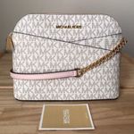 Michael Kors Purse Photo 0