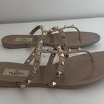 Valentino Garavani Rockstud T-Strap Flat Slide Sandals 39 Photo 5