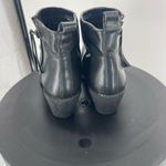 Forever 21  black‎ bootie size 6 1/2 Photo 3
