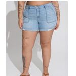 Torrid Light Wash Denim Mid Rise Distressed Jean Shorts Size 20 Photo 1