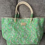 Lilly Pulitzer Chomp Chomp Tote Photo 2
