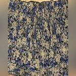 ASOS  Stradivarius Pleated Short in Blue Floral Print Photo 5