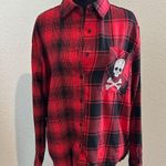 Red and Black Plaid women’s Shirt with Rhinestone Skull Design Size L Photo 0