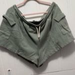 Gap Green Casual Cargo Shorts Photo 0