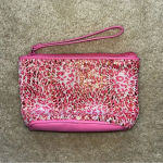 Vera Bradley  “Camocat” Wristlet - Pink & White Mesh w/ Gold Sequins - EUC Photo 1