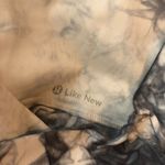 Lululemon  Womens Wunder Under Hi-Rise Tight Shibori Crop White Baltic Gray 8 Photo 2