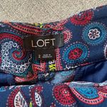 Loft ‎ Women's Navy Paisley Print Belted Shorts Size 2 Photo 1
