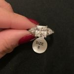 Princess cut crystal candle ring size 8 NWT Silver Photo 1