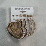 Gold and Pearl Fashion Earrings Set Photo 0