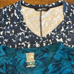 The North Face 2-Patterned Long Sleeve Tees Size Small GUC Photo 1
