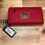Badgley Mischka NWT! Ladies Standard Wallet in Wine Photo 0