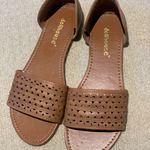 Dollhouse Open-Toe Flats Photo 3