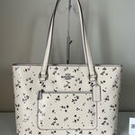 Coach Station Tote With Star Printed Photo 0