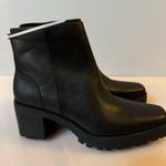 Andre Assous Milla Shoes Womens 8 Black Leather Side Zip Lug Sole Ankle Bootie Photo 2