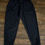 Under Armour  Jogger Pants Black Joggers Athleisure‎ Sweatpants Bottoms XL Photo 0
