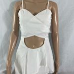 Yoins  size medium (6) white romper zip up lightweight flirty romantic layered‎ Photo 2