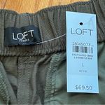Loft  High Rise straight women Olive green cuffed pants trousers  Sz LP. Photo 7