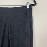 Athleta Woman's Sz 4 Black Brooklyn Textured Lined Jogger Camo Lux Travel Photo 3