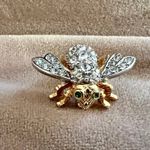 Joan Rivers  bee pin brooch gold tone green eyes rhinestones Photo 1
