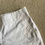 J.Crew 100% Cotton Chino Shorts White Size 2 Summer Chic Breathable Boating EUC Photo 2